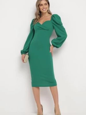 Zdjęcie produktu Zielona Sukienka Midi z Kopertową Górą i Bufiastymi Rękawami Ozdobiona Marszczeniami Azurma