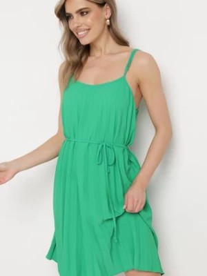 Zdjęcie produktu Zielona Sukienka z Regulowanymi Ramiączkami z Materiałowym Paskiem Liata