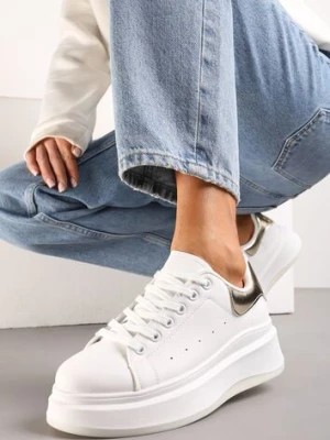 Zdjęcie produktu Biało-Złote Sznurowane Sneakersy z Imitacji Skóry na Platformie Filamena